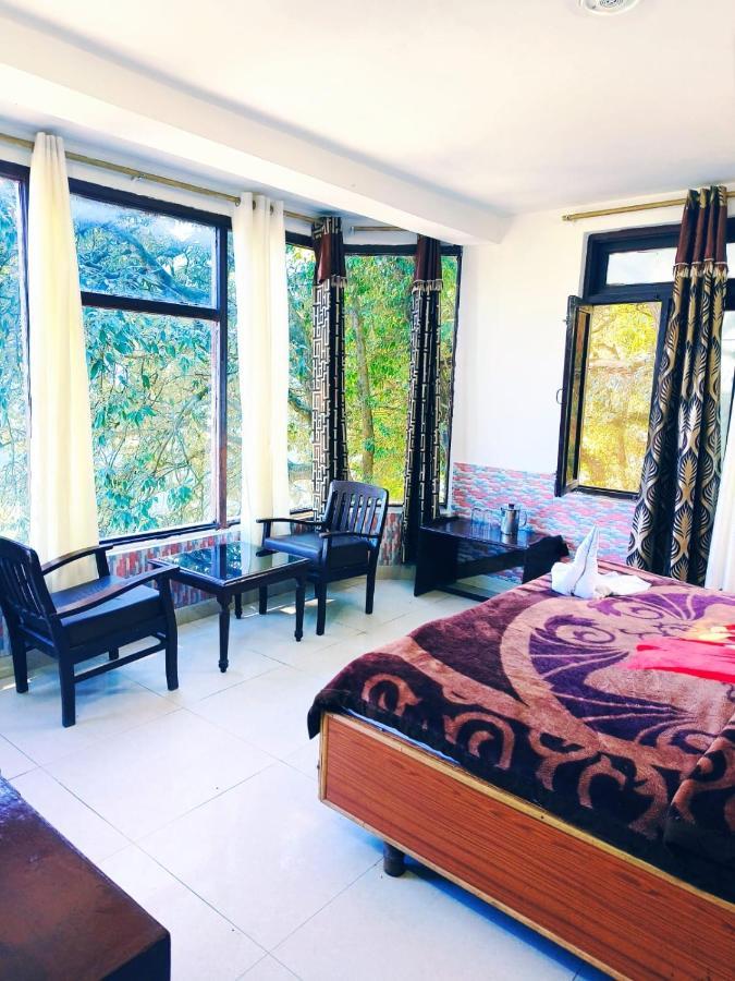 Hotel Holiday Dalhousie - Near Ghandhi Chowk Mall Road Esterno foto