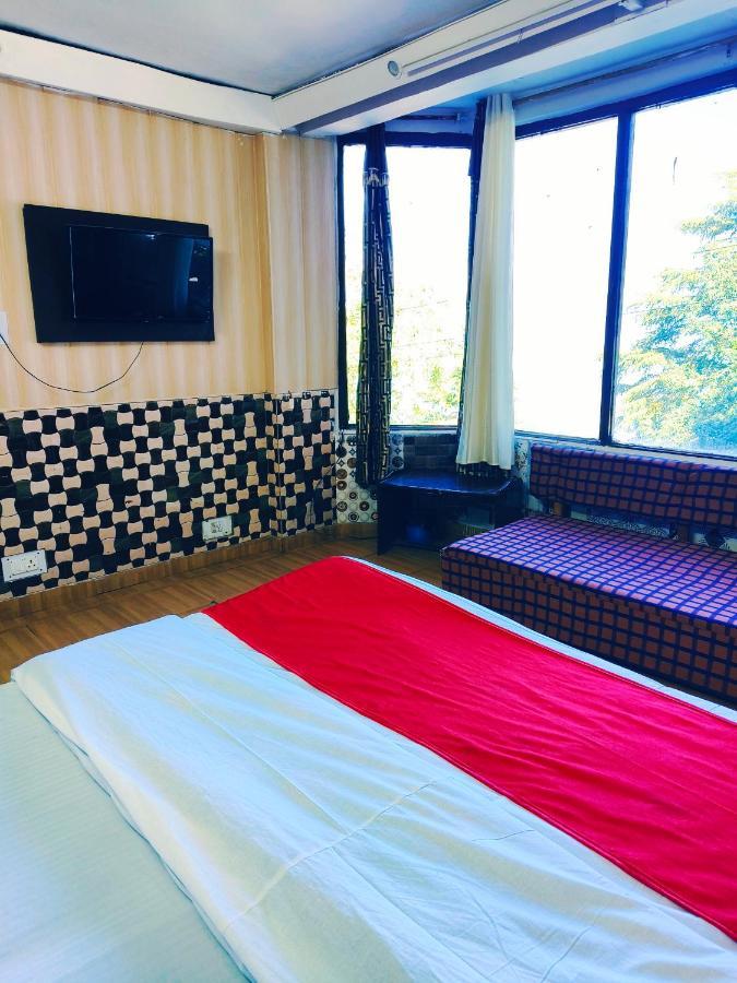 Hotel Holiday Dalhousie - Near Ghandhi Chowk Mall Road Esterno foto